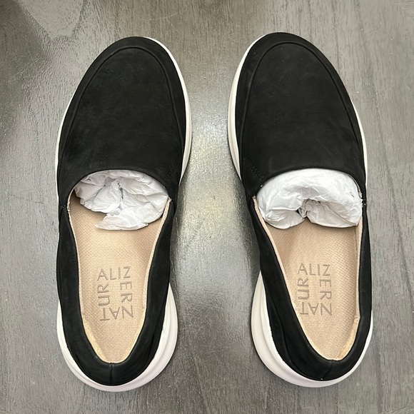 Naturalizer Slip-On Leather Sneakers - Ease NBCK - Picture 5 of 11